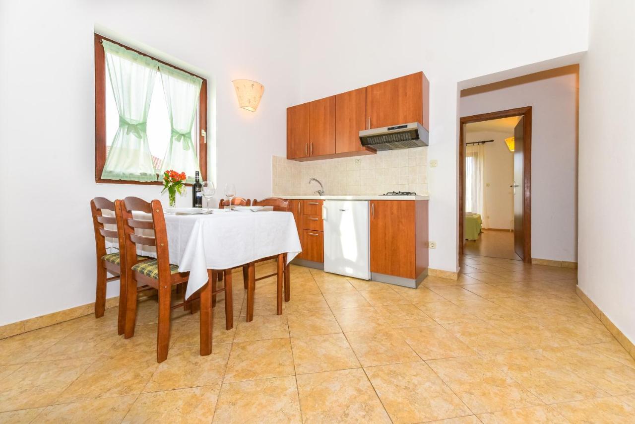 Apartments Adria Biograd Na Moru Eksteriør bilde