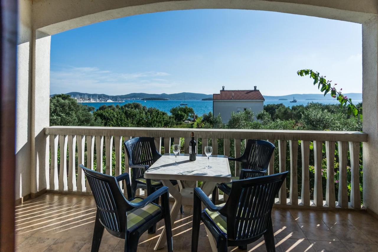 Apartments Adria Biograd Na Moru Eksteriør bilde
